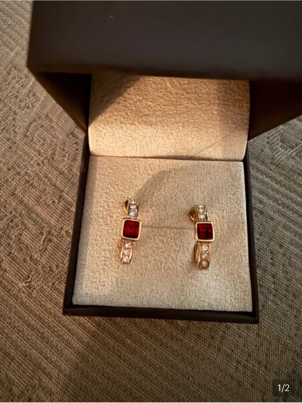 Bundle SAVE!1928 Vintage Gold-Tone Earrings - Picture 2 of 3